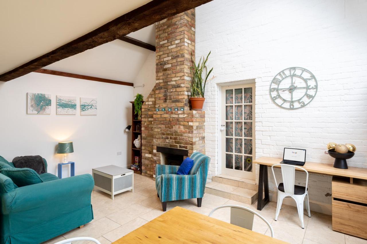 Colthorn Farm Cottage By Aryas Properties - Oksford Zewnętrze zdjęcie